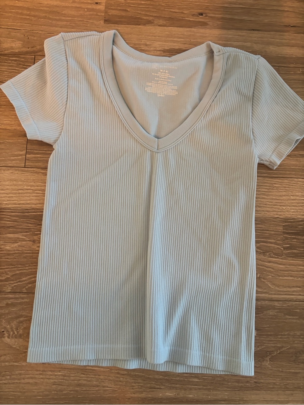 No Boundaries Light Blue Ribbed V-Neck Short Sleeve Tee